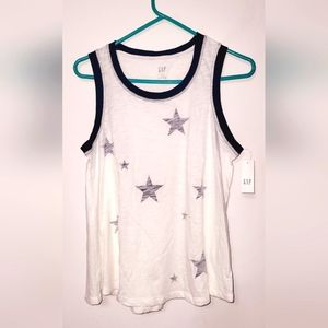Sleeveless shirt